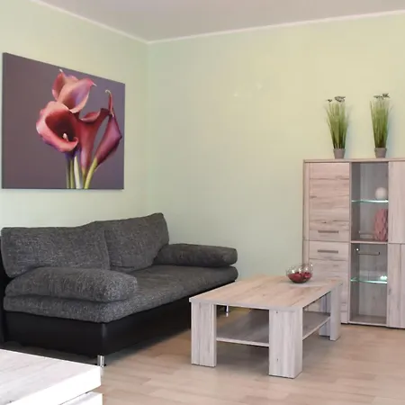 Guwo Gästewohnungen Kaltenborner Straße 156 * Guben